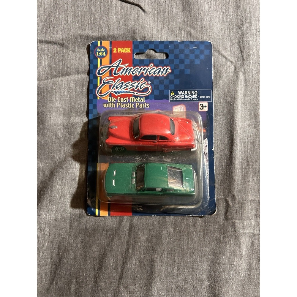 American Classic 2 Pack Oldsmobile 88 and Ford Mustang Fastback 1:64 Scale